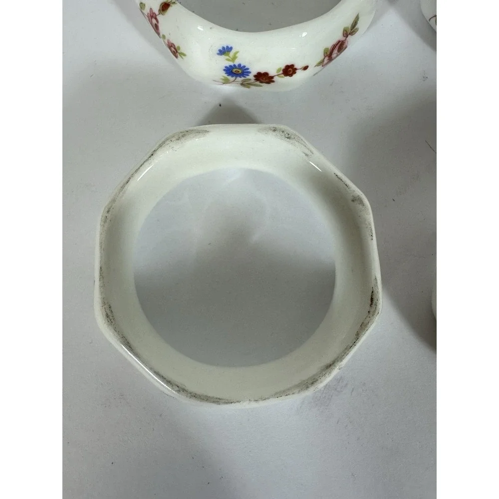 Porcelain Floral Chintz Napkin Rings Octagonal White Rosey Red Blue Set Of 4 Vtg